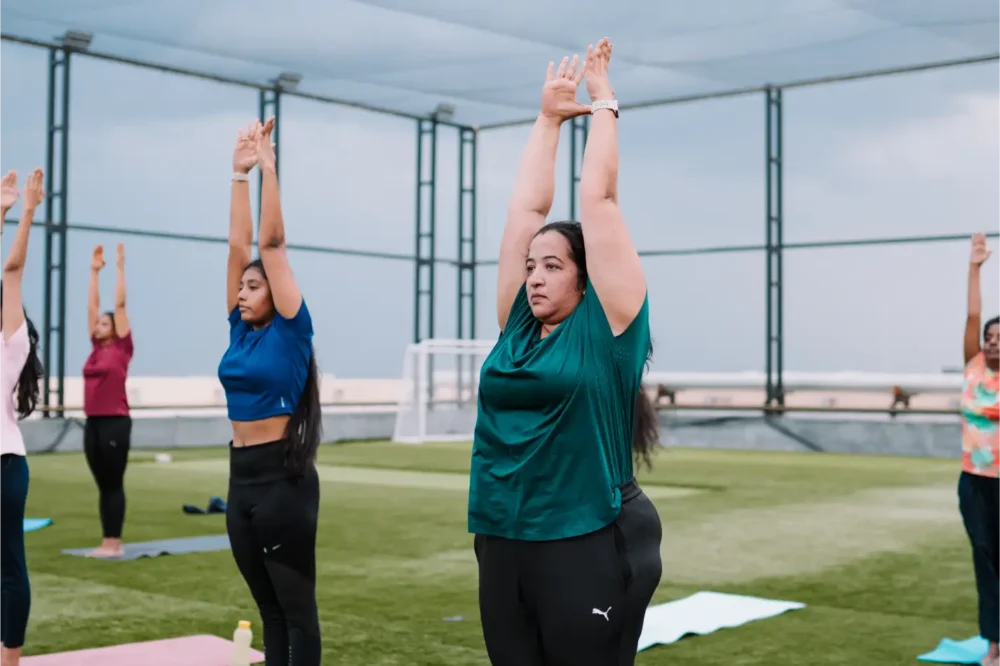 Practicing Vinyasa Yoga Outdoors in Chennai